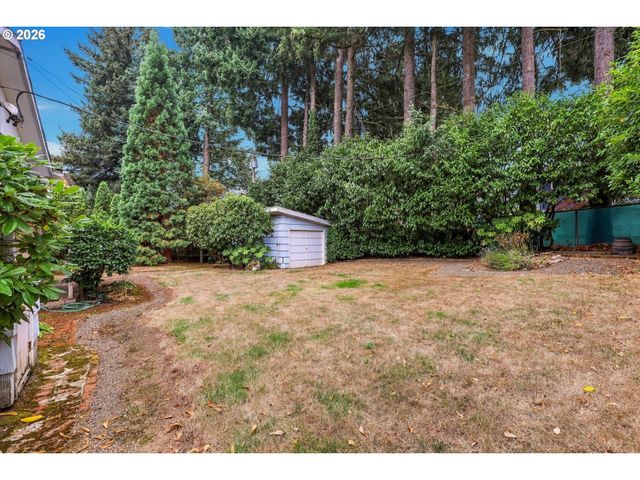 559 Ne 167TH Pl, Portland, OR 97230