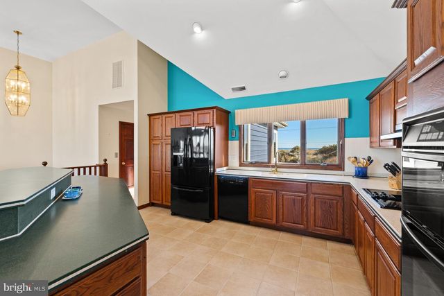 35798 COASTAL HWY, Fenwick Island, DE 19944