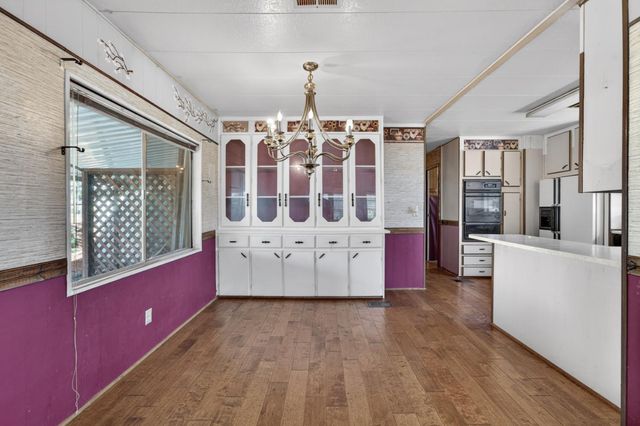 1498 Redwood Dr, Grass Valley, CA 95945