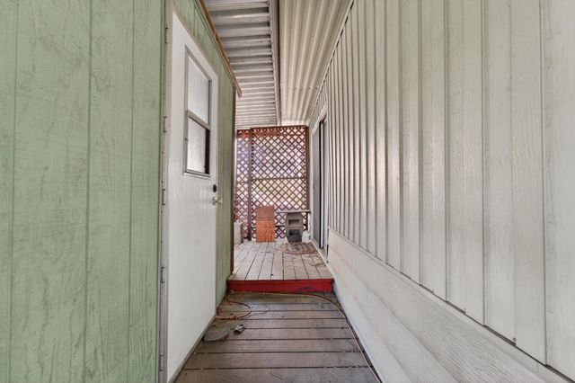 1498 Redwood Dr, Grass Valley, CA 95945