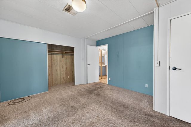 1498 Redwood Dr, Grass Valley, CA 95945