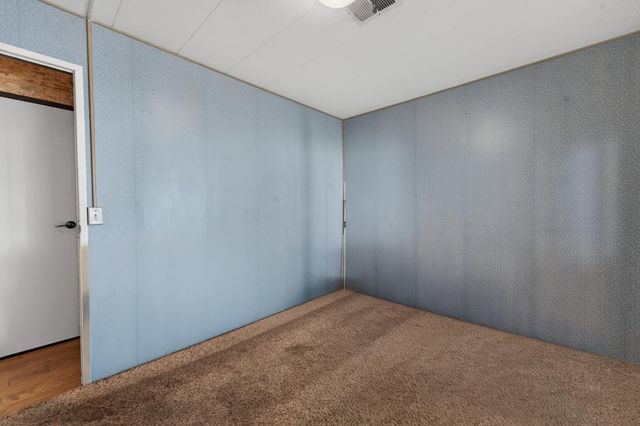 1498 Redwood Dr, Grass Valley, CA 95945