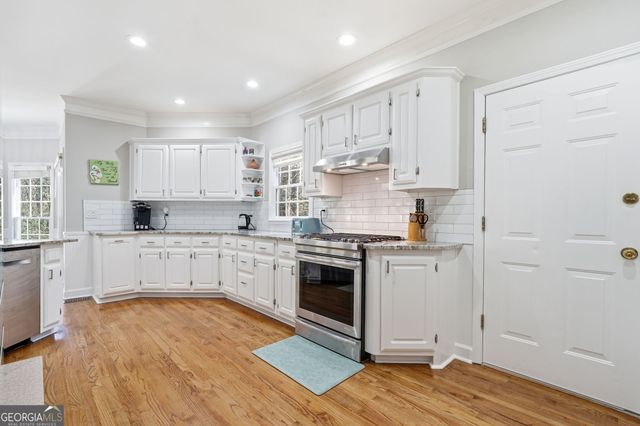 4525 Landover Way, Suwanee, GA 30024