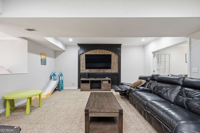 4525 Landover Way, Suwanee, GA 30024