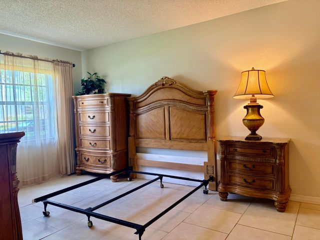 1560 Mckinley Street 115w, Hollywood, FL 33020
