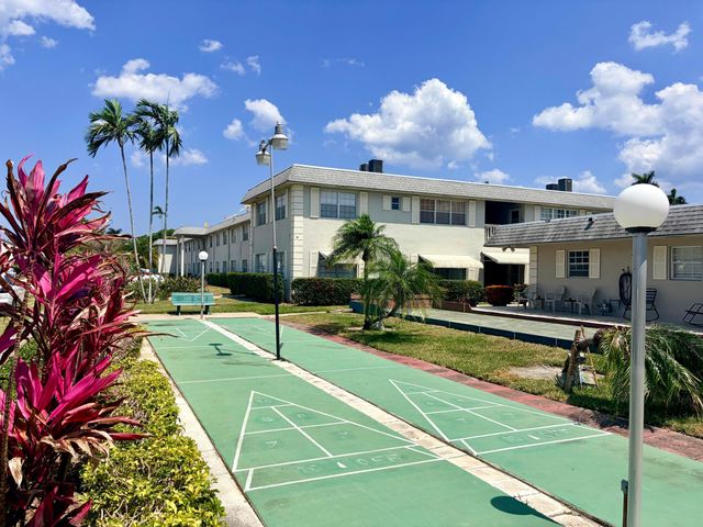1560 Mckinley Street 115w, Hollywood, FL 33020