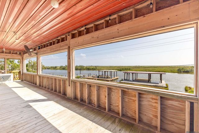 7242 Tou Lou Lou Ln, Chauvin, LA 70344