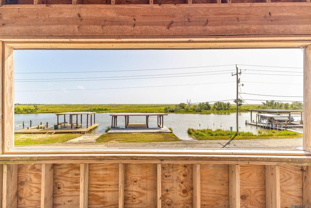 7242 Tou Lou Lou Ln, Chauvin, LA 70344