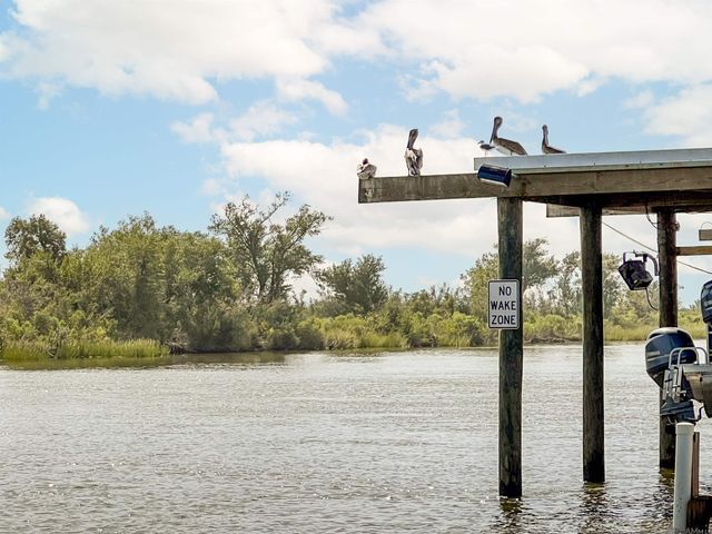 7242 Tou Lou Lou Ln, Chauvin, LA 70344