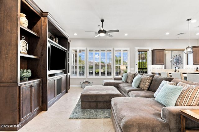 234 E LEMON Lane, Queen Creek, AZ 85140