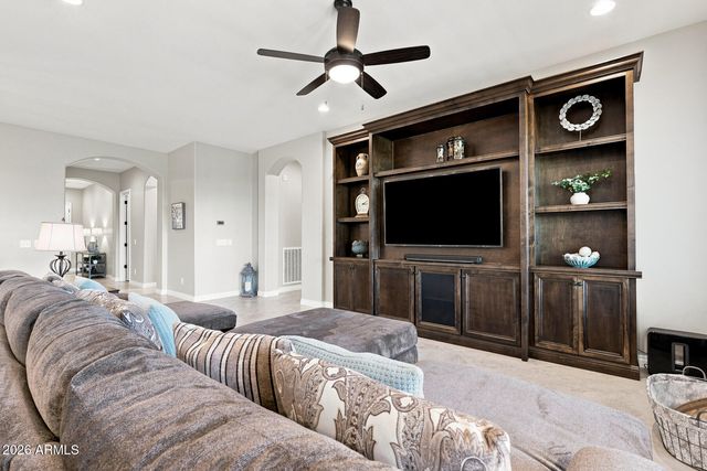 234 E LEMON Lane, Queen Creek, AZ 85140