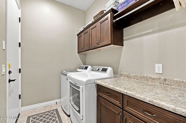 234 E LEMON Lane, Queen Creek, AZ 85140