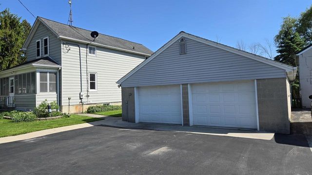 W420 COUNTY ROAD F, Campbellsport, WI 53010
