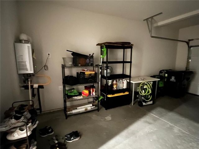 14 Ledgemont Way, Acworth, GA 30101