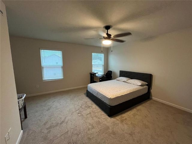 14 Ledgemont Way, Acworth, GA 30101