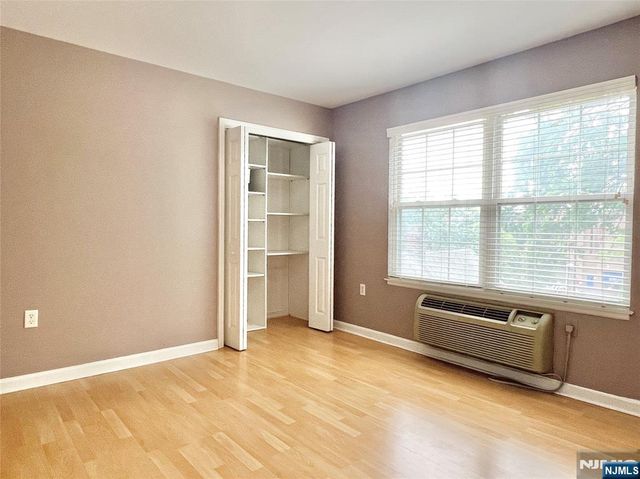 547 Gorge Road 4B, Cliffside Park, NJ 07010