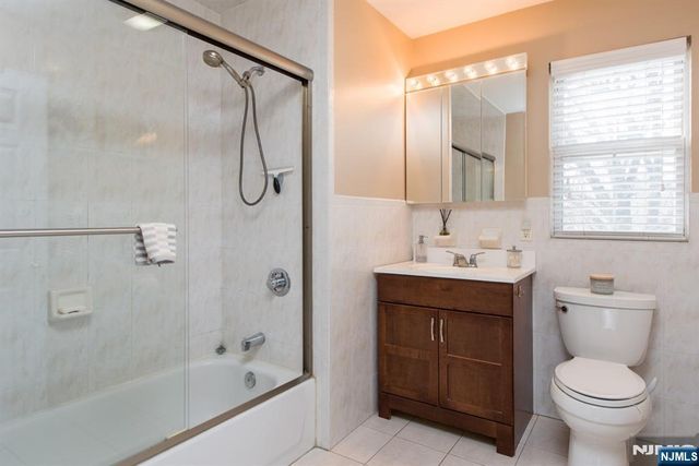 547 Gorge Road 4B, Cliffside Park, NJ 07010