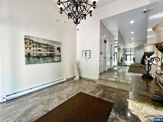 547 Gorge Road 4B, Cliffside Park, NJ 07010