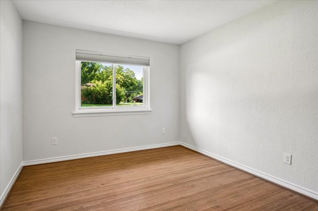 2203 Healey Drive, Dallas, TX 75228