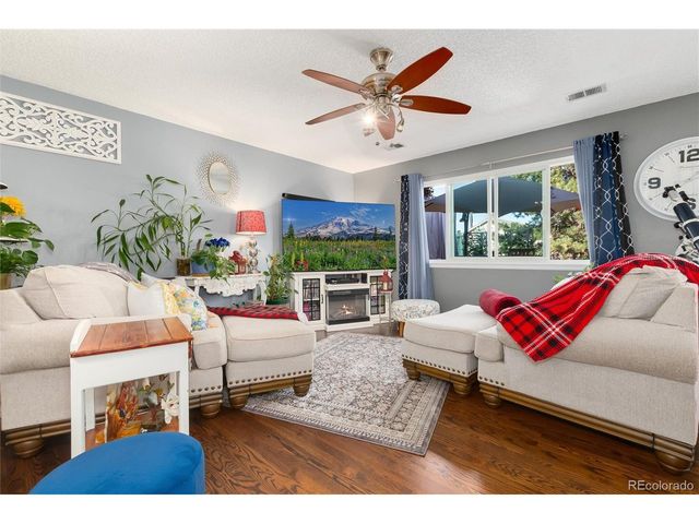 9670 Whitecliff Pl, Highlands Ranch, CO 80129