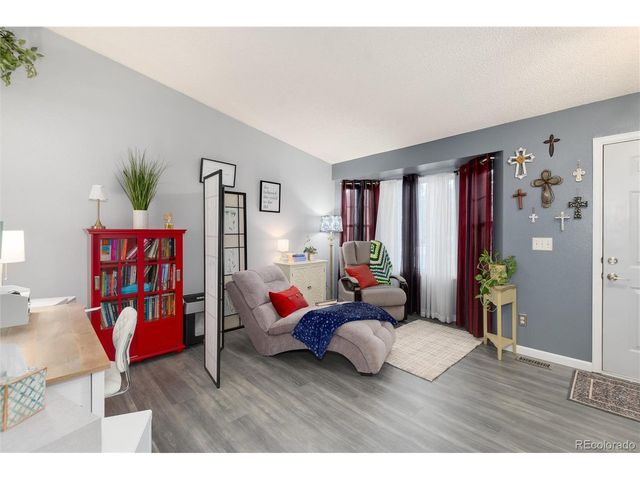 9670 Whitecliff Pl, Highlands Ranch, CO 80129