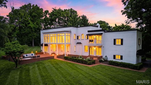 4 Litzsinger Lane, Ladue, MO 63124