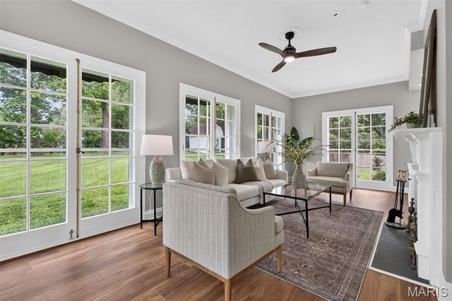 4 Litzsinger Lane, Ladue, MO 63124