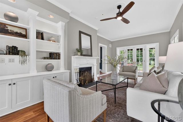 4 Litzsinger Lane, Ladue, MO 63124