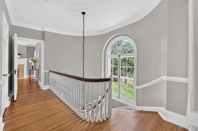 4 Litzsinger Lane, Ladue, MO 63124