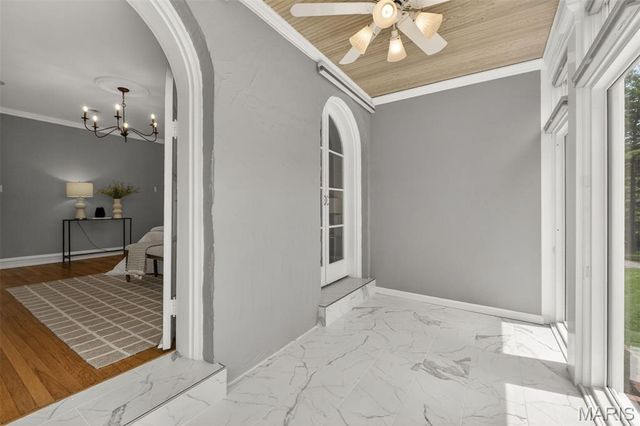 4 Litzsinger Lane, Ladue, MO 63124