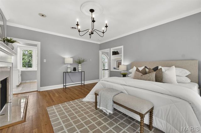 4 Litzsinger Lane, Ladue, MO 63124