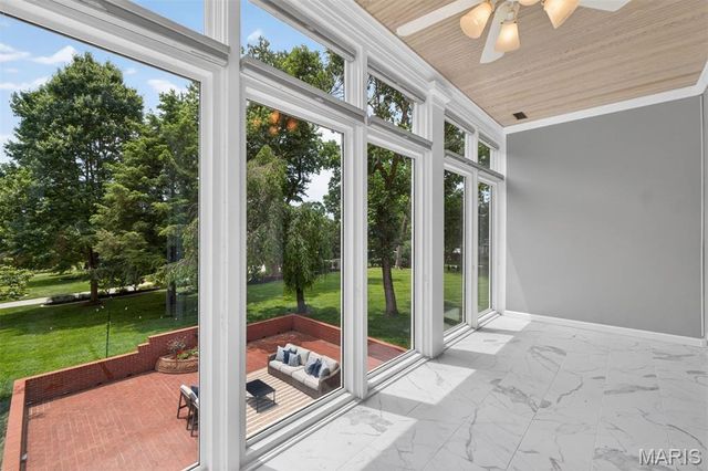 4 Litzsinger Lane, Ladue, MO 63124