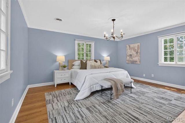 4 Litzsinger Lane, Ladue, MO 63124