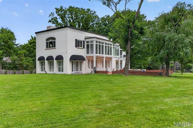 4 Litzsinger Lane, Ladue, MO 63124