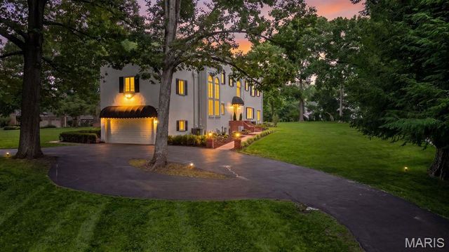 4 Litzsinger Lane, Ladue, MO 63124