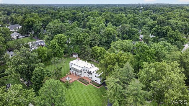 4 Litzsinger Lane, Ladue, MO 63124