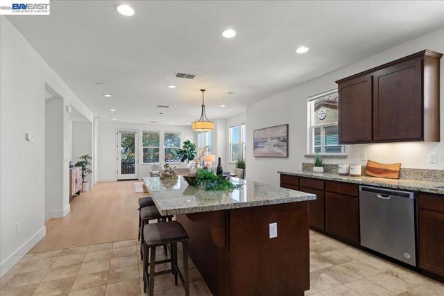 34623 Acquaviva Ter, Fremont, CA 94555