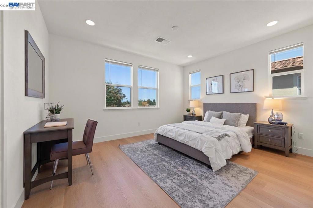 Image 17 of property listing at 34623 Acquaviva Ter, Fremont, CA 94555