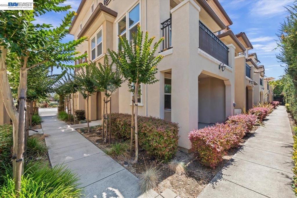 Image 28 of property listing at 34623 Acquaviva Ter, Fremont, CA 94555