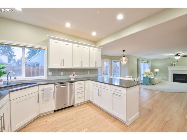 2640 Ne NOVA Ave, Hillsboro, OR 97124