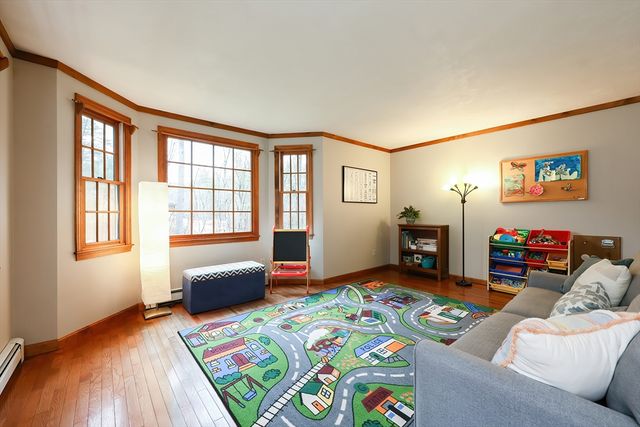 354 Moon Hill Rd, Northbridge, MA 01534