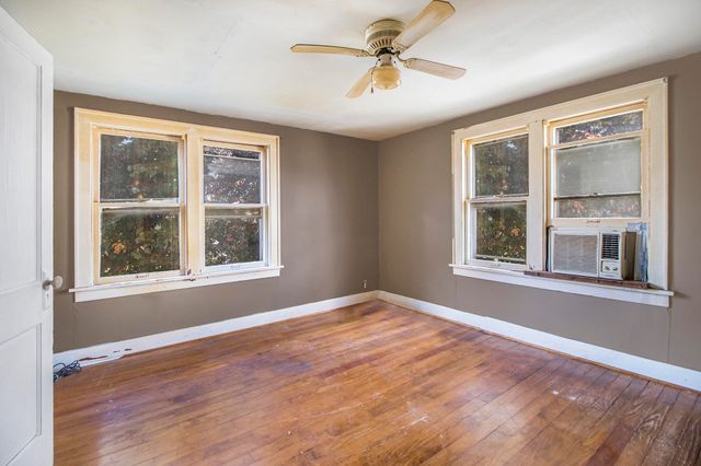 807 Washington Street, Valparaiso, IN 46383