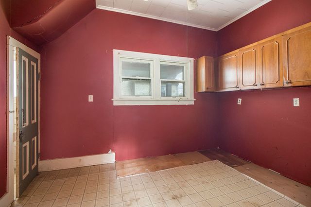 807 Washington Street, Valparaiso, IN 46383