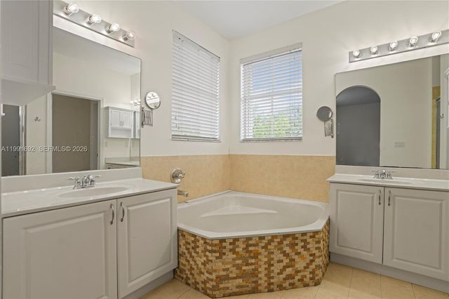 20234 SW 128th Pl, Miami, FL 33177