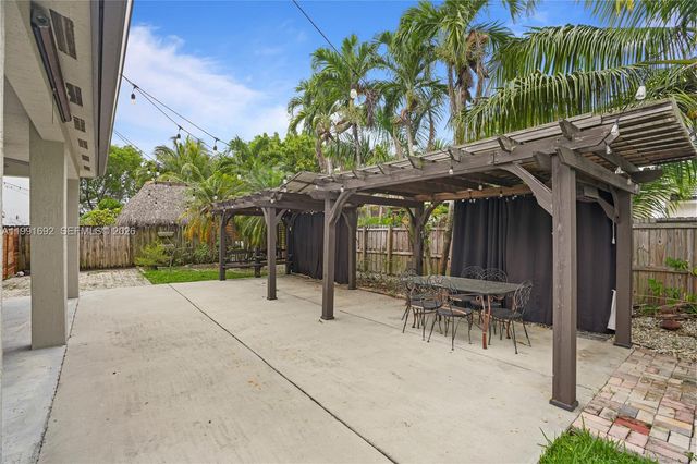 20234 SW 128th Pl, Miami, FL 33177