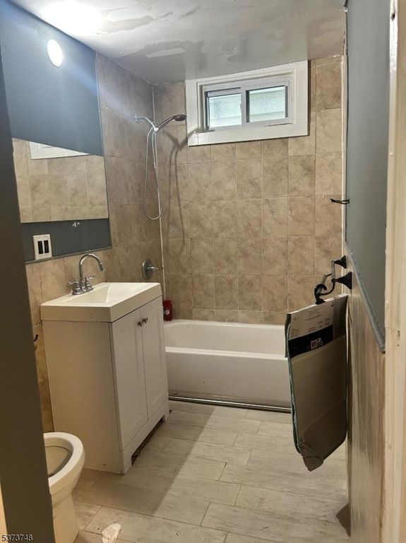 491 Norwood St, East Orange City, NJ 07018 — photo 3