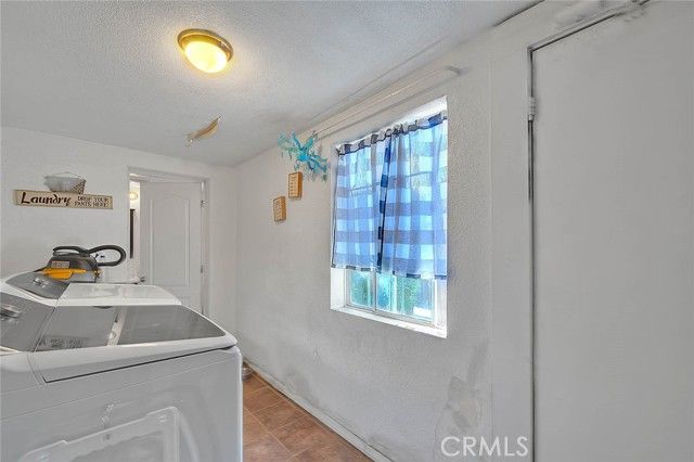 17084 Miller, Fontana, CA 92336