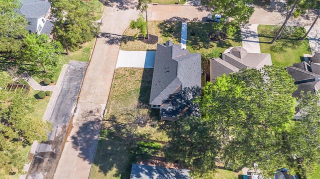 11843 Briarwood Lane, Montgomery, TX 77356