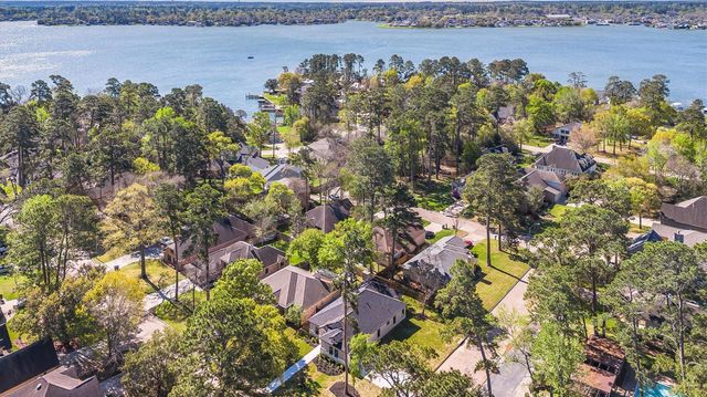 11843 Briarwood Lane, Montgomery, TX 77356