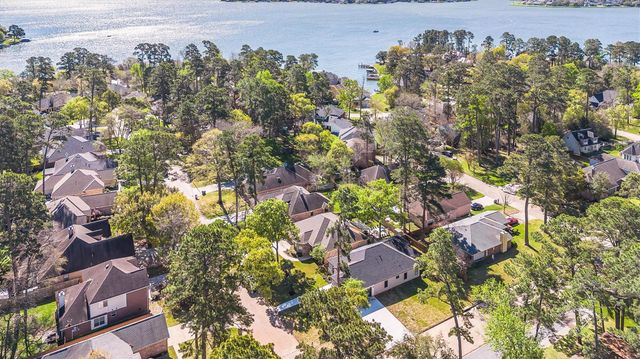 11843 Briarwood Lane, Montgomery, TX 77356